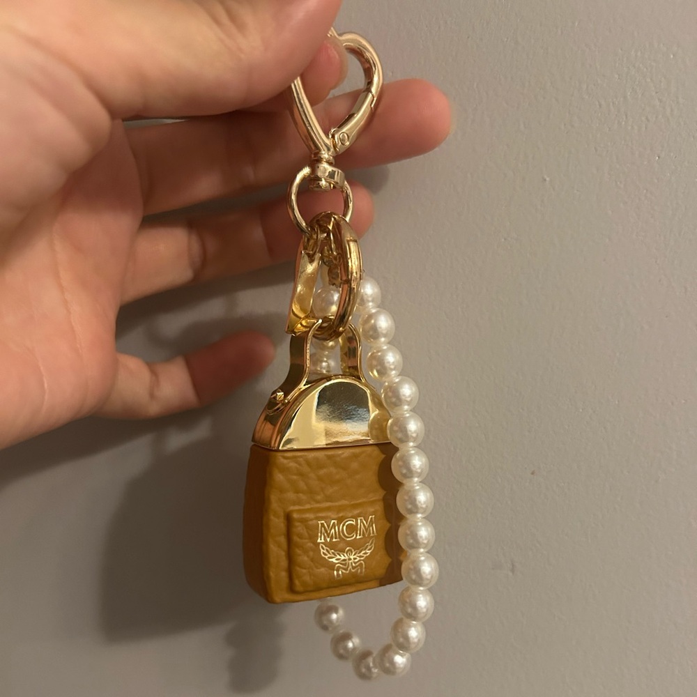MCM backpack 7ml EDP -  w bagcharm! - Picture 4 of 4